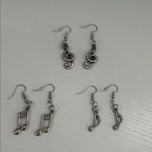 Silver Musical Note Earrings Set